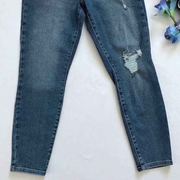 Regeneration by Celebrity Pink NWT Meadow Ankle Skinny Jeans Juniors/Women 11/30 - Picture 4 of 10